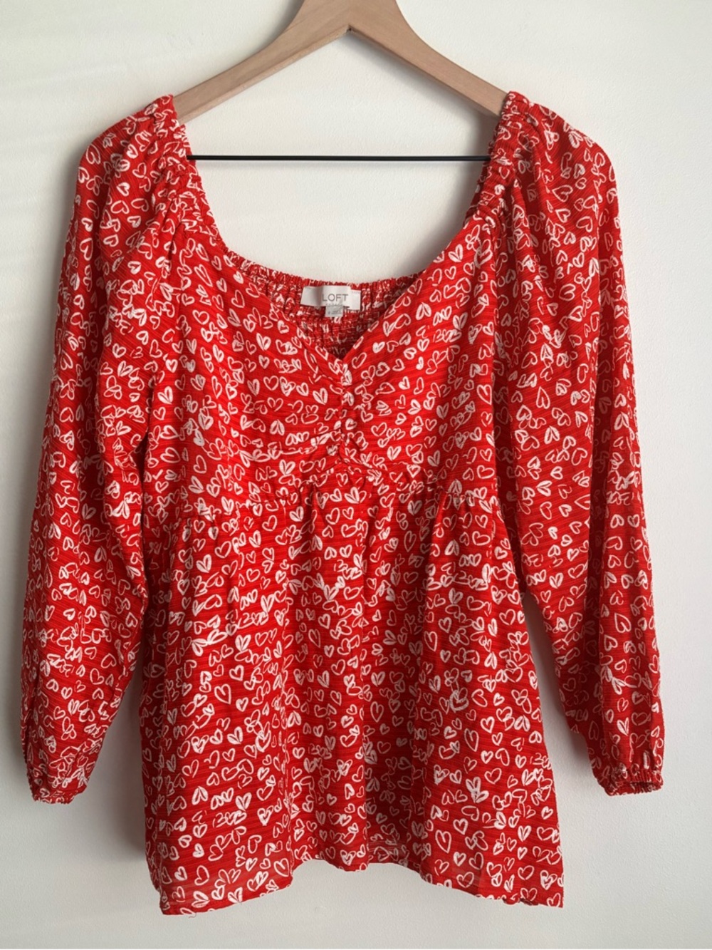 LOFT Red Sweetheart Neck Babydoll Blouse Heart Print Puff Sleeve Women’s Size 8
